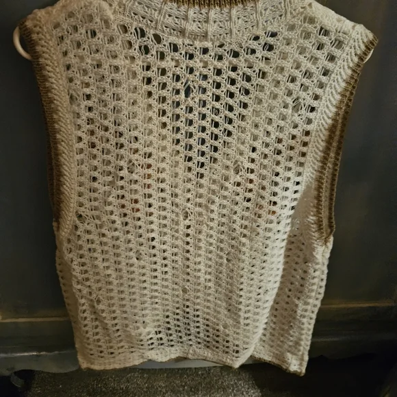 Boho Crochet Vest, Floral, Size L - Picture 3 of 6